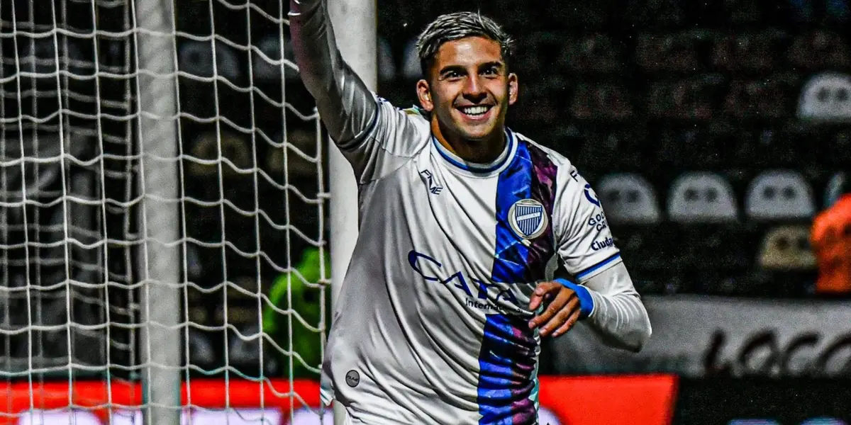 Hernán López Muñoz festejando gol en Godoy Cruz
