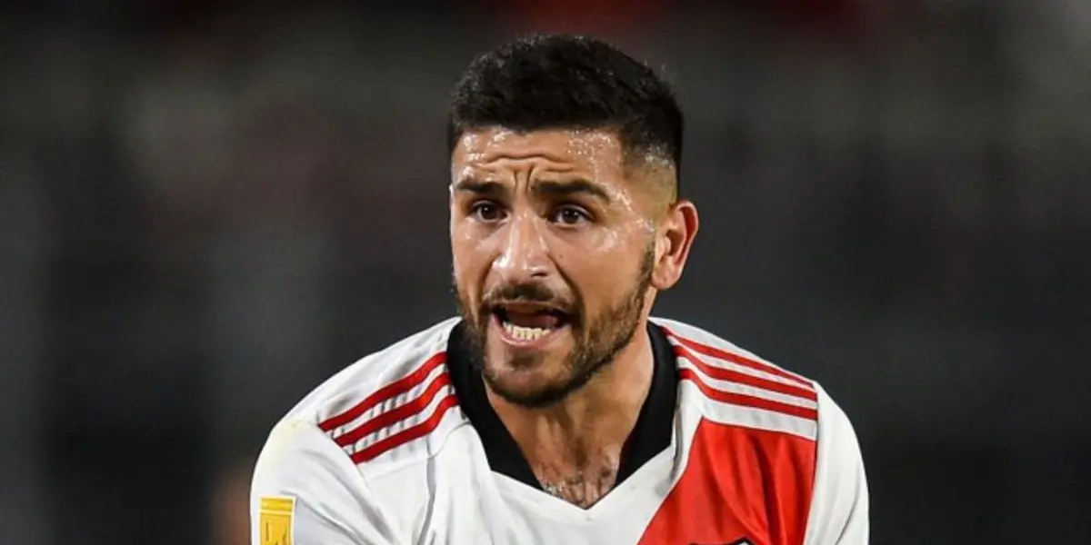 El defensor que no rindió en el Millonario se irá del club