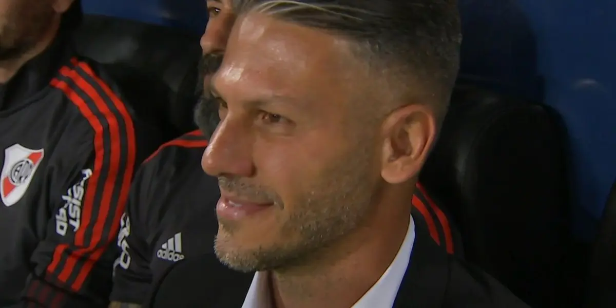 El entrenador del Millonario hizo debutar a uno de sus futbolistas