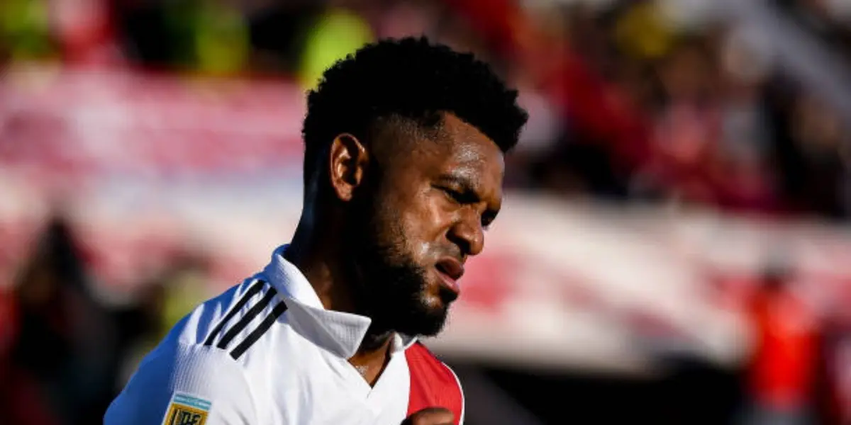 El entrenador del Millonario tomaría una decisión con el colombiano