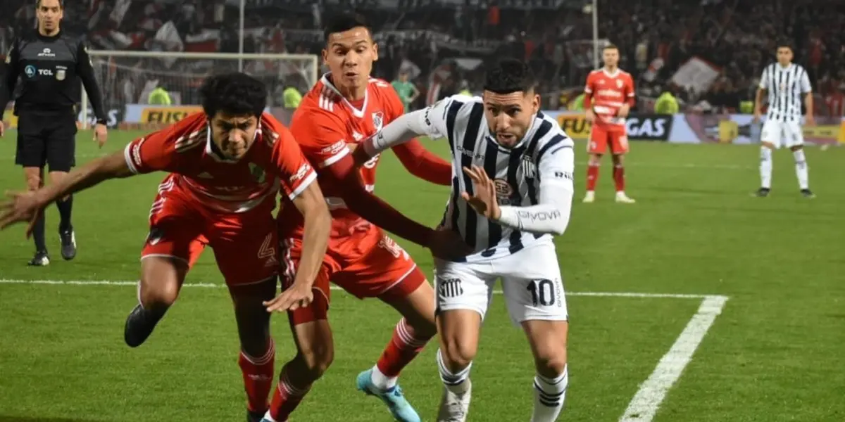 El equipo cordobés chicaneó al Millonario en las redes sociales