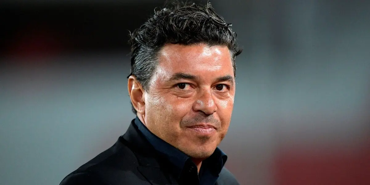 El equipo francés se mete en la pelea por el entrenador argentino