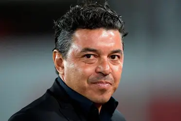 El equipo francés se mete en la pelea por el entrenador argentino