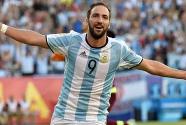 El ex delantero de Boca habló sobre el delantero argentino