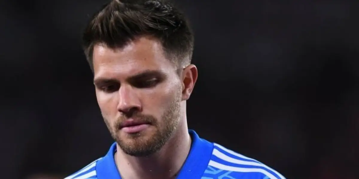 El suplente de Armani se equivocó feo y lo terminó pagando caro