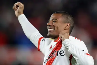 El uruguayo se convertiría en nuevo refuerzo del equipo brasilero en la próxima temporada.