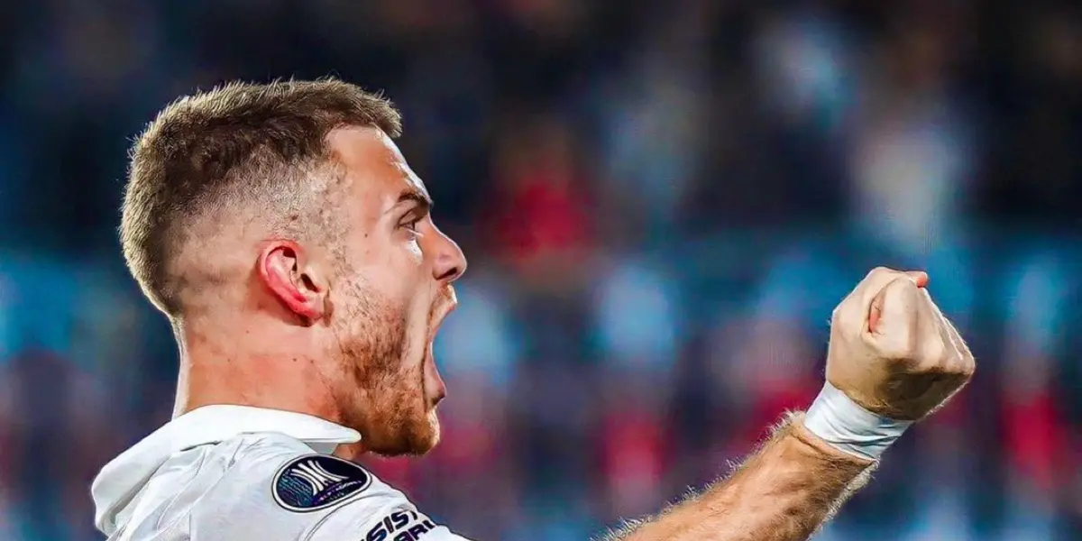 El Vikingo podría pasar al equipo portugués y esto lo confirma