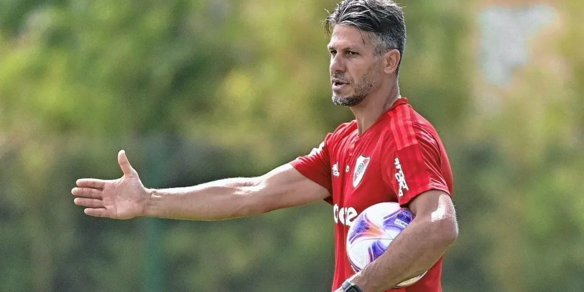 En el predio de Ezeiza hubo una visita que le trajo satisfacción al entrenador