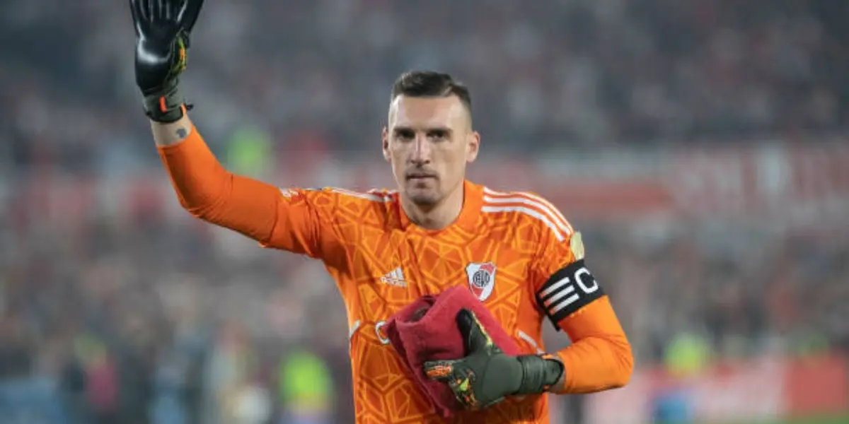 Este arquero podría ponerse el Manto Sagrado y sorprende a todos