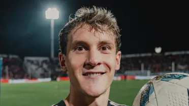 Facundo Colidio sonriendo tras su Hat-Trick con River