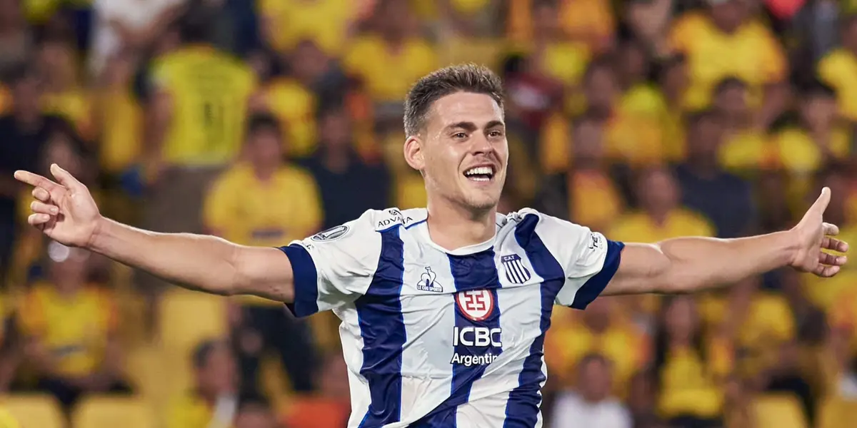 Federico Talleres festejando su gol con Talleres