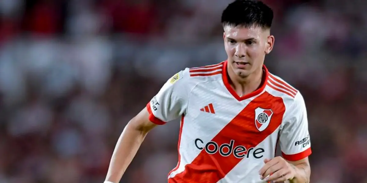 Franco Mastantuono jugando en River