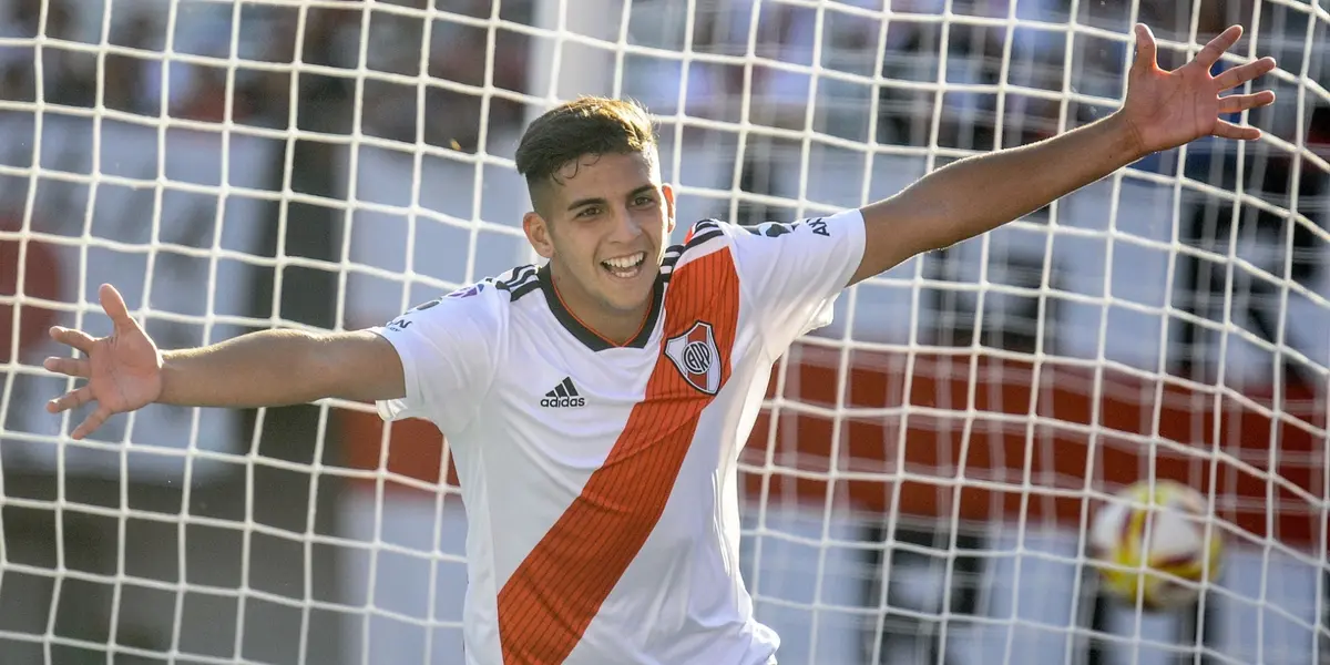 Hernán López Muñoz con la camiseta de River Plate durante su debut, en 2019.
