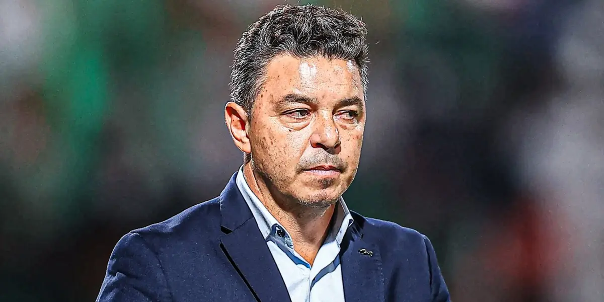 Marcelo Gallardo dirigiendo en Al Ittihad