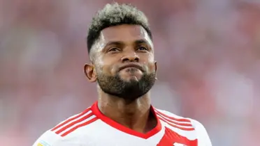 Miguel Borja festejando su gol en River