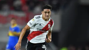 Pablo Solari vistiendo la camiseta de River Plate.